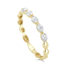 Load image into Gallery viewer, 14K Gold &amp; Oval Diamond Band