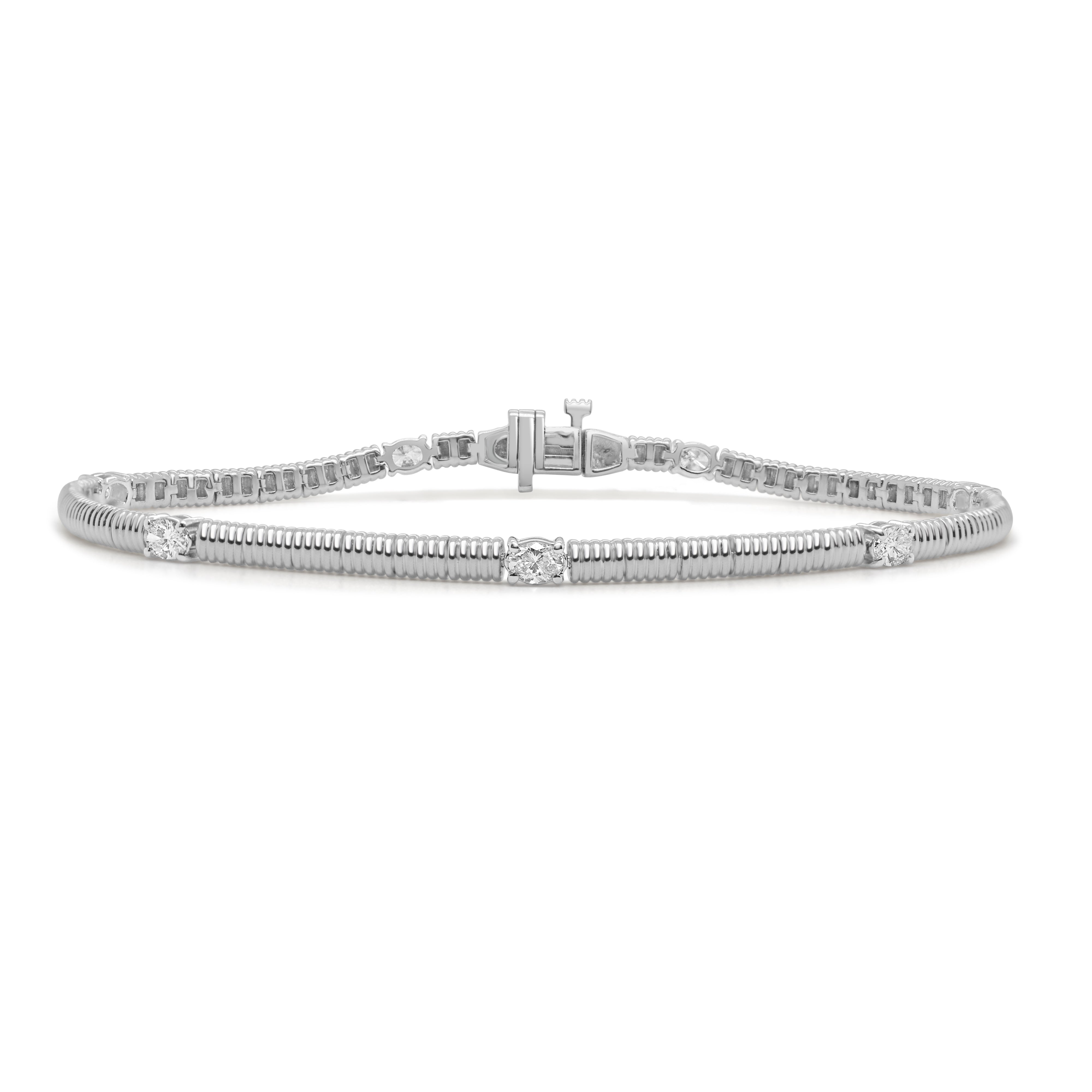 14K Gold & Oval Diamond Bracelet - 0.96ct