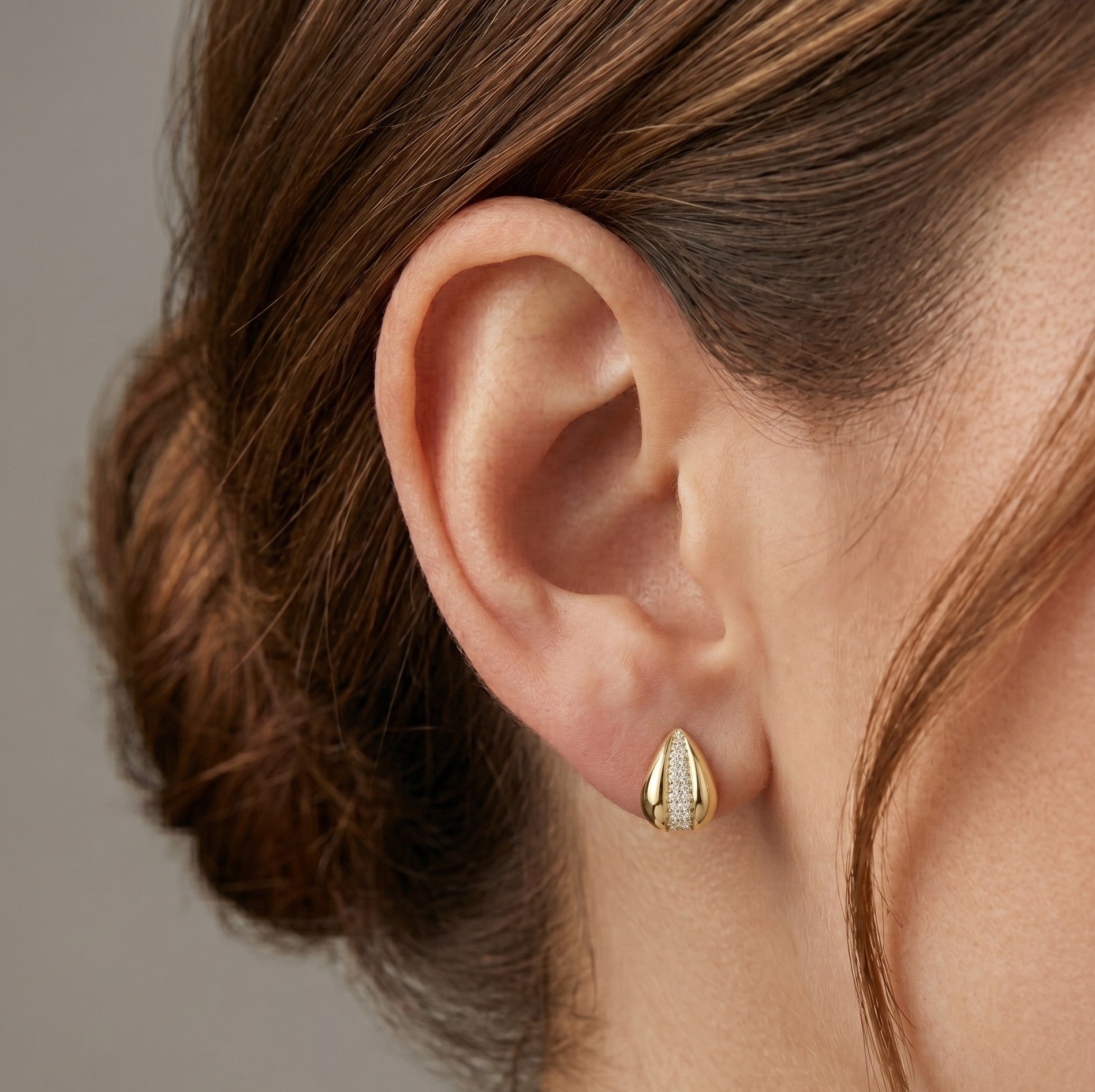 14K Gold Diamond Earrings - 0.32 CT