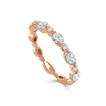 Load image into Gallery viewer, 14K Gold Round and Oval Cut Diamond Ring