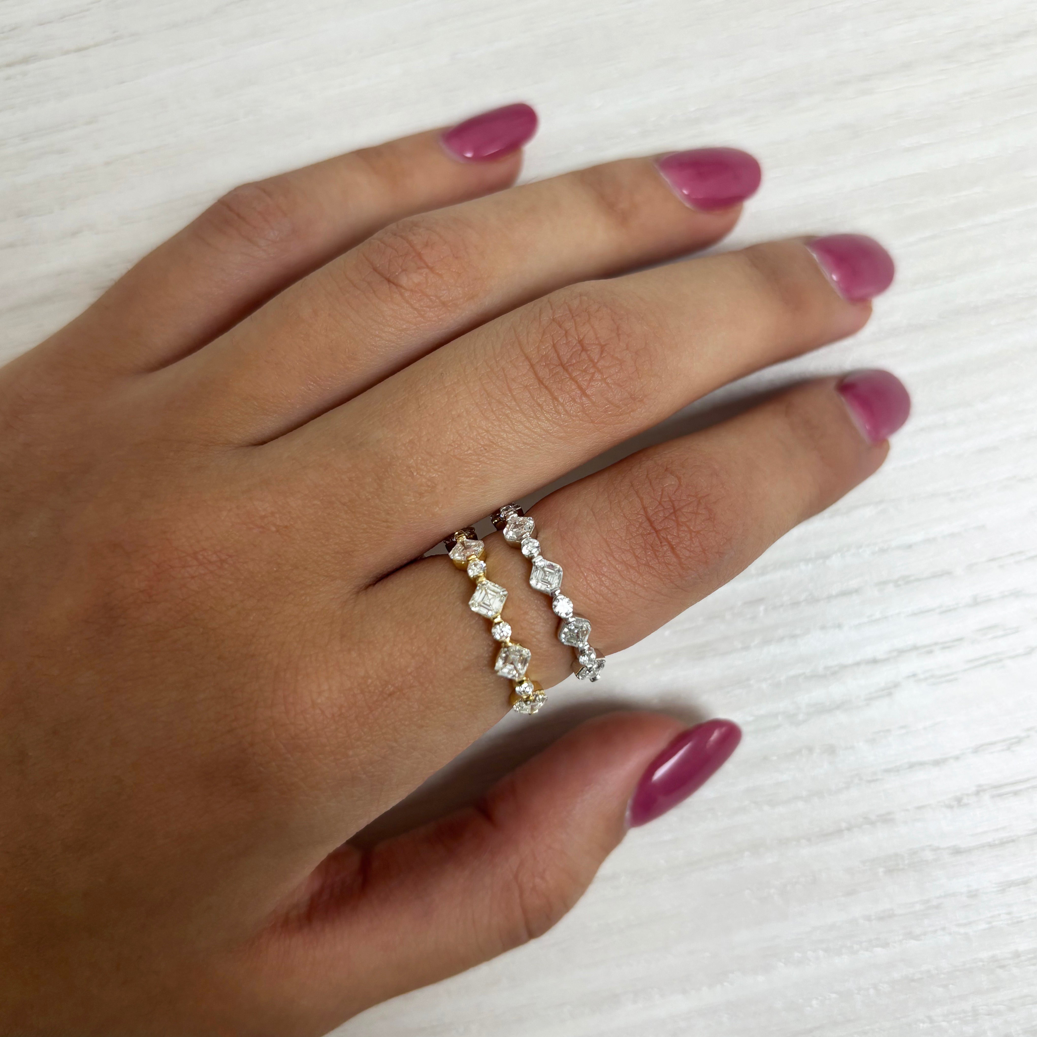 14K Gold Asscher Cut & Round Diamond Ring - 0.82ct