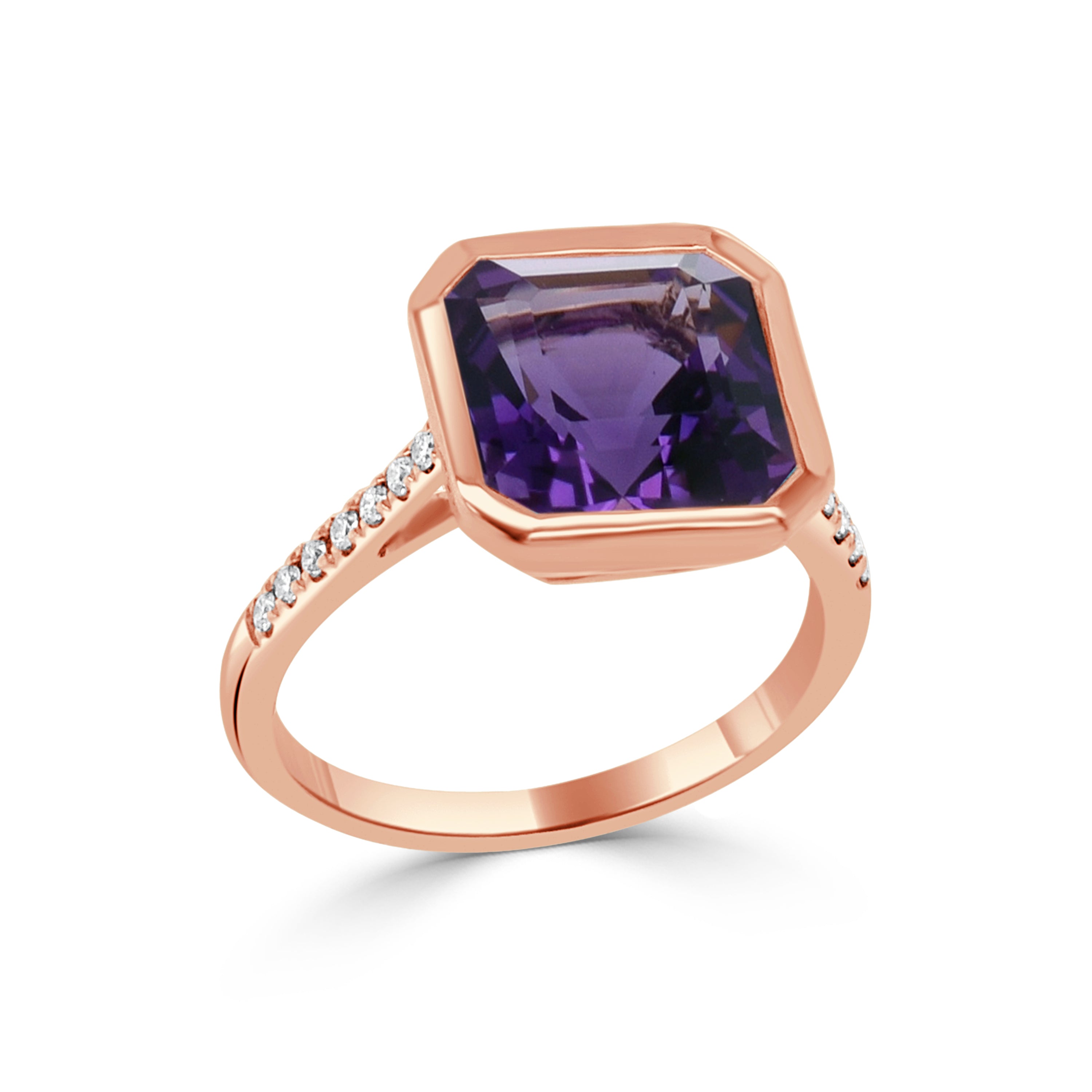 14K Gold Amethyst & Diamond Ring - 4.70 CT