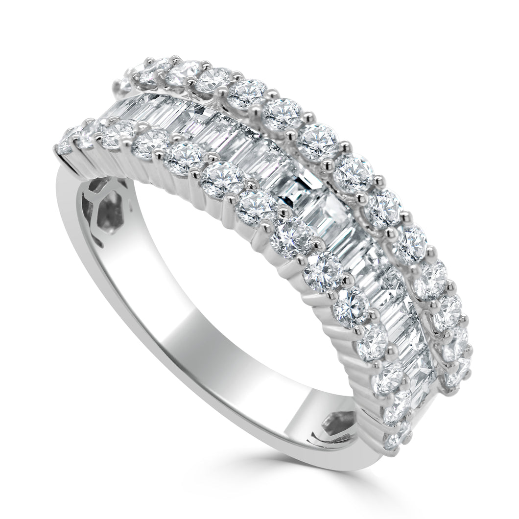 14k Gold & Baguette Diamond Ring