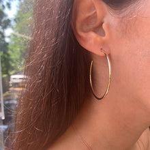 Load image into Gallery viewer, 14k Gold Hoop Earrings