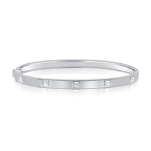 Load image into Gallery viewer, 14K Gold &amp; Baguette Diamond Bangle