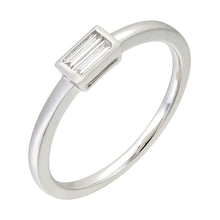 Load image into Gallery viewer, 14K Gold &amp; Diamond Baguette Ring